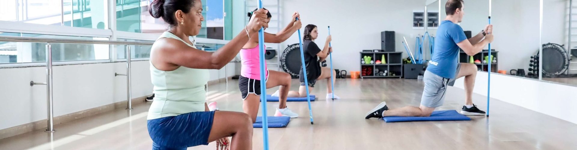 Pilates para principiantes: 4 exercícios para fazer em casa